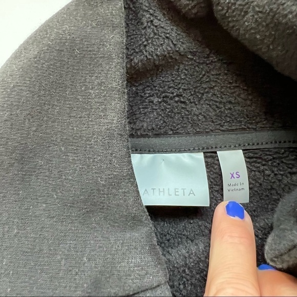 2/25 Athleta Cozy Karma Asym Pullover - Picture 4 of 5